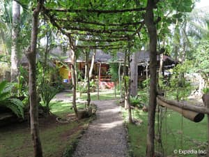 thumbnail: Property grounds