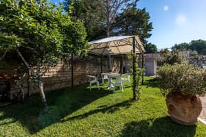 thumbnail: Gazebo