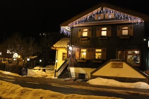 thumbnail: Exterior