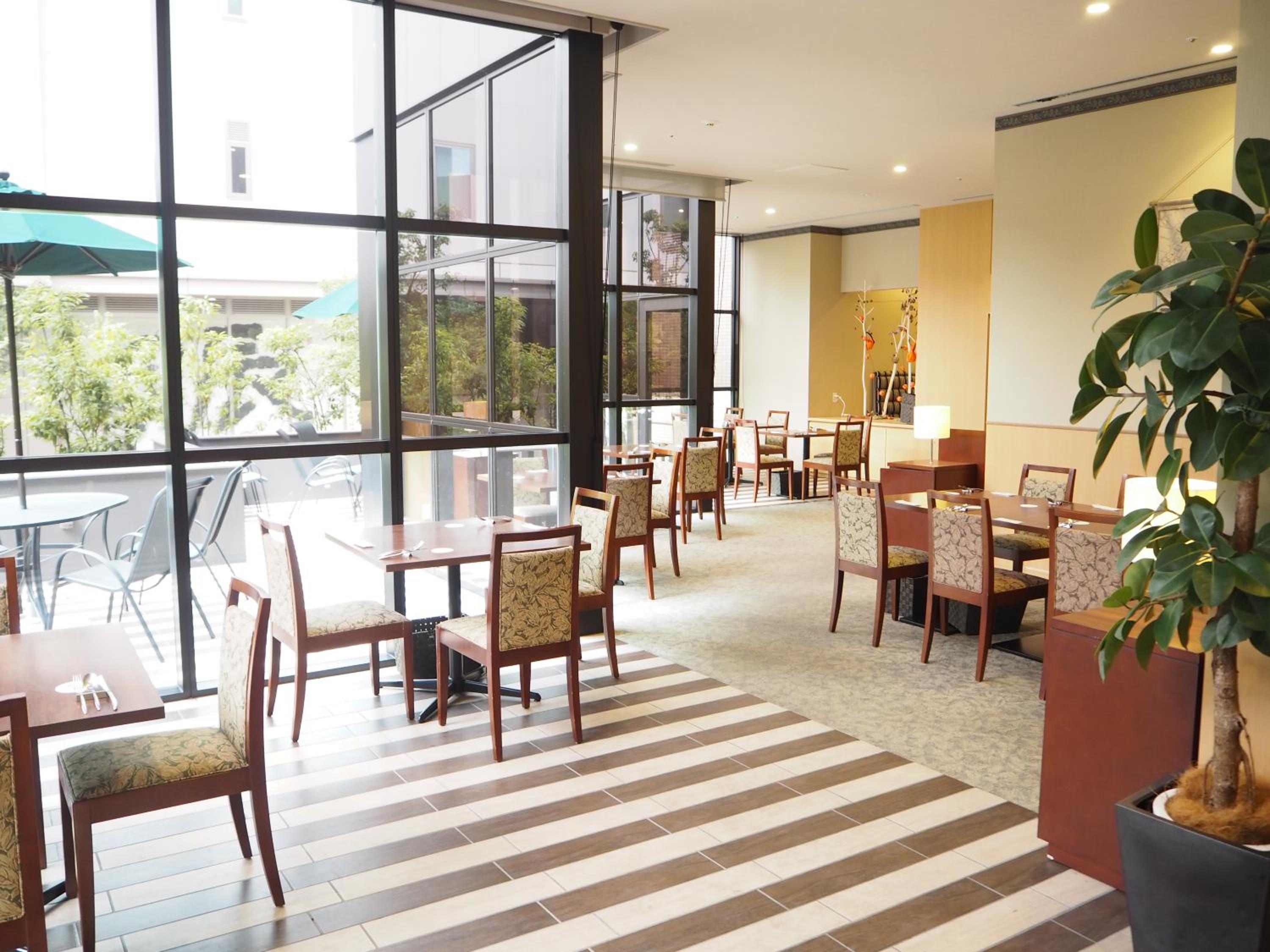 Restaurant-cafeteria