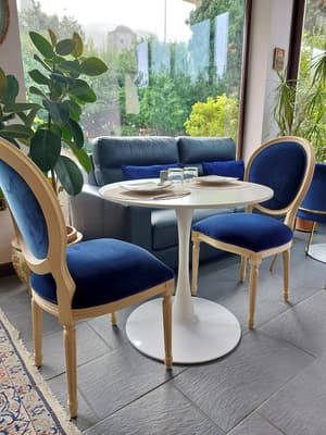 thumbnail: Interior
