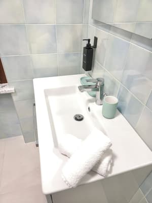 thumbnail: Bathroom