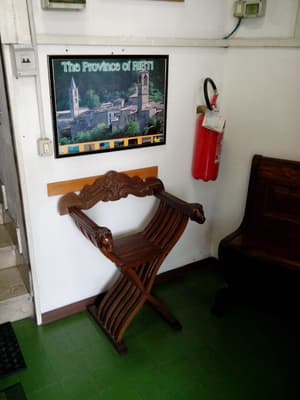 thumbnail: Interior entrance
