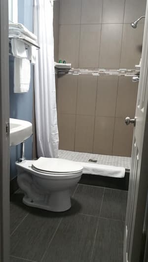thumbnail: Bathroom