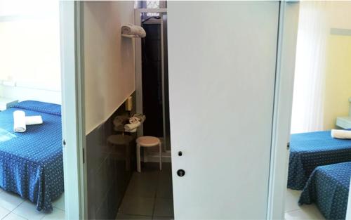 258745960.jpg