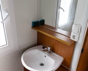 thumbnail: Bathroom sink