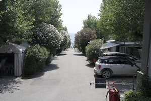 thumbnail: Parking