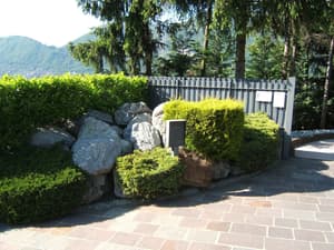thumbnail: Property grounds