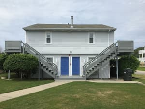 thumbnail: Exterior