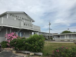 thumbnail: Exterior detail