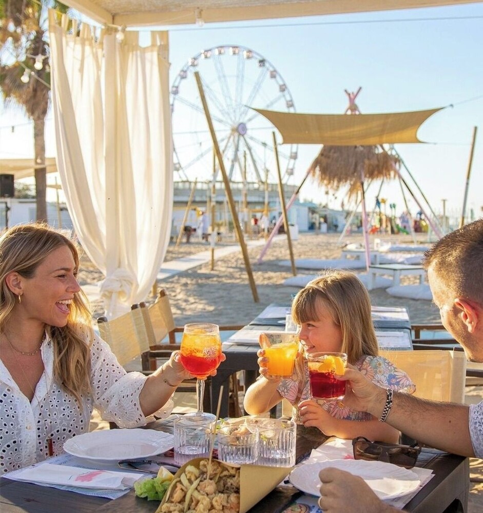 Beach bar