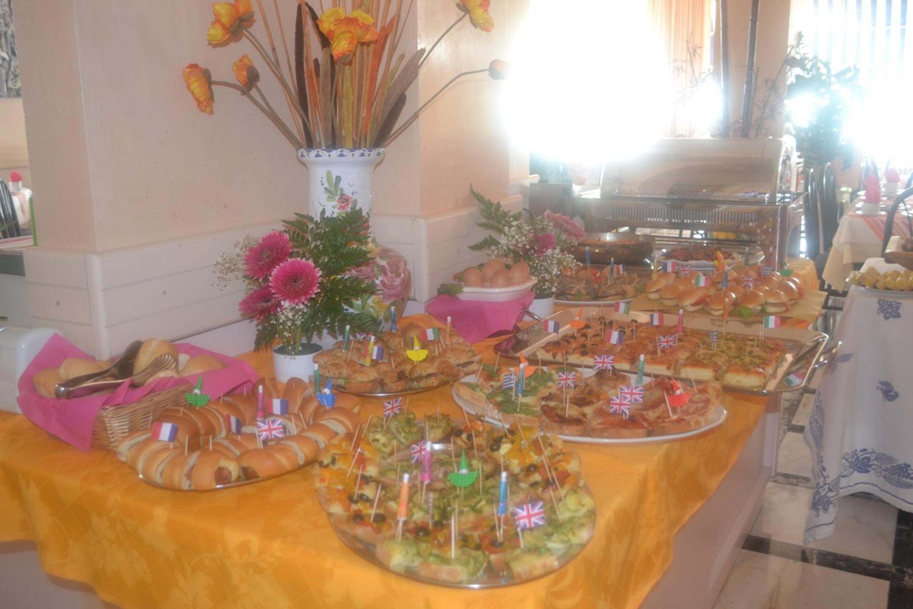 Restaurant-cafeteria