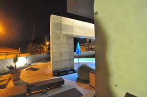 thumbnail: Exterior detail