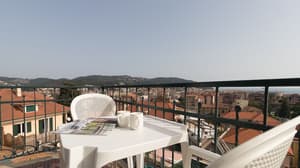 thumbnail: Balcony