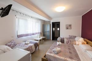 thumbnail: General view