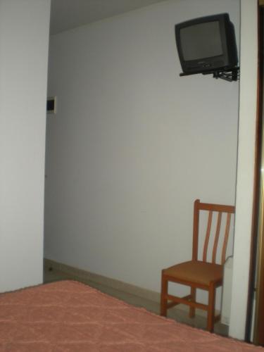 32186180.jpg