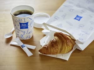 thumbnail: Breakfast area