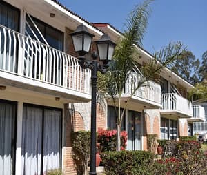thumbnail: Front of property