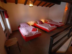 thumbnail: General view