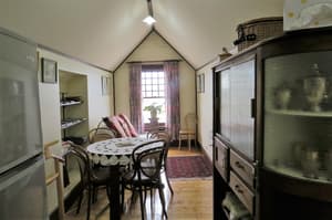 thumbnail: In-room dining