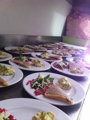 thumbnail: Dining