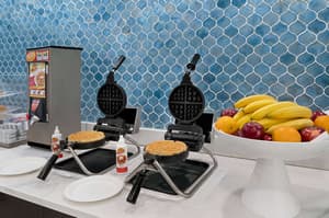 thumbnail: Breakfast area
