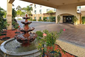 Citrus Suites Redlands Loma Linda Hotel