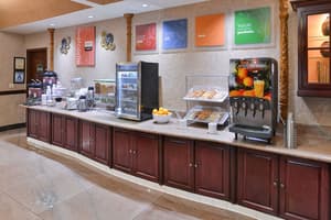 thumbnail: Breakfast area
