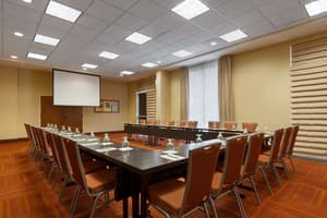 thumbnail: Business center