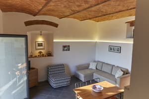 thumbnail: Living area
