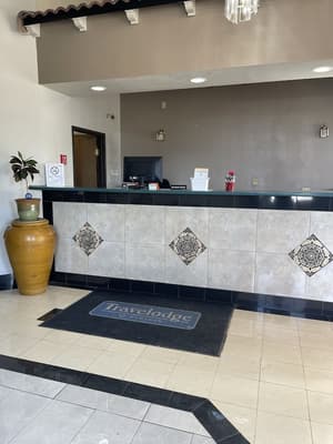 thumbnail: Reception