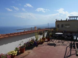 thumbnail: General view