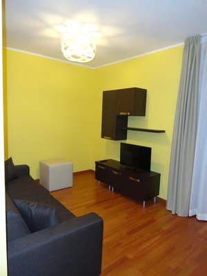 thumbnail: Living room