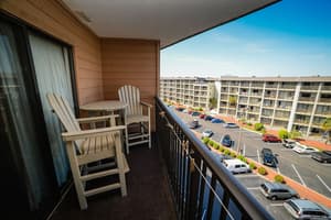 thumbnail: Balcony