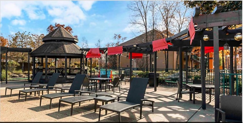 Sundeck