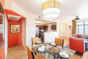 thumbnail: Dining room