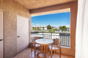 thumbnail: Terrace/patio