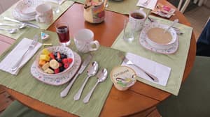 thumbnail: Breakfast area