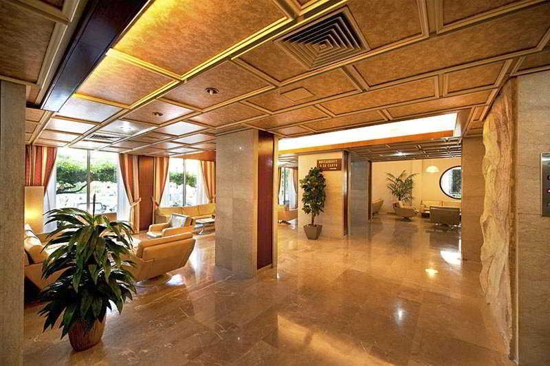Swimming pool-spa