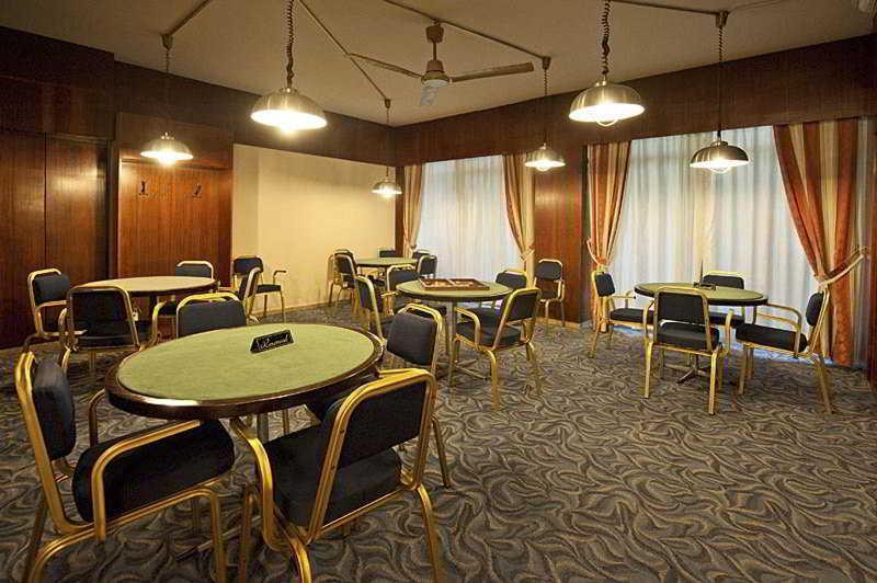 Restaurant-cafeteria