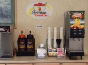 thumbnail: Breakfast area