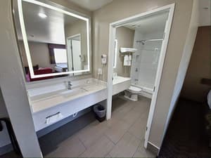 thumbnail: Bathroom