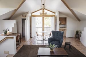 thumbnail: Living area