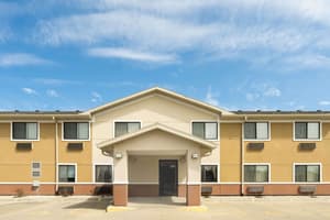 thumbnail: Exterior