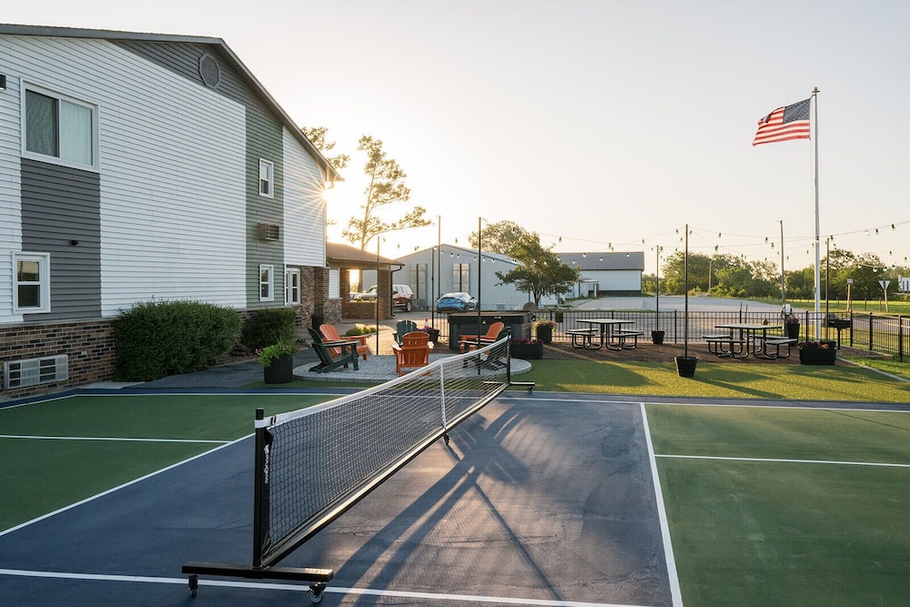 Tennis court