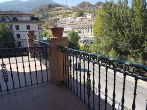 thumbnail: Balcony