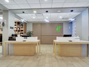thumbnail: Reception