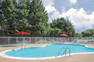thumbnail: Outdoor pool