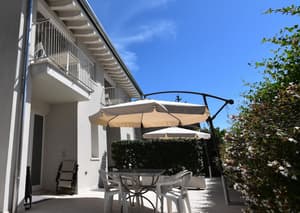 thumbnail: Terrace/patio