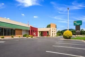 thumbnail: Exterior